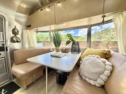 Airstream 1