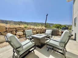 Glendale Getaway 1