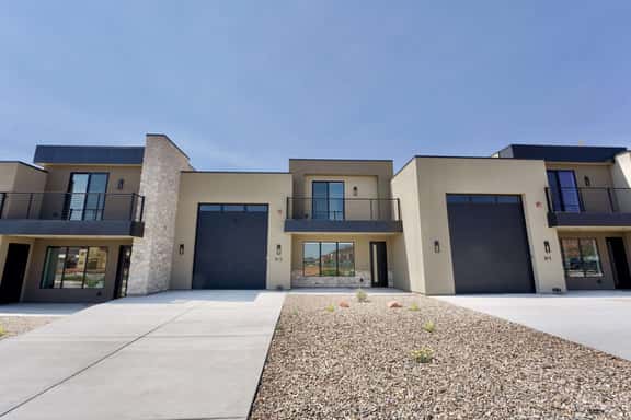 Holiday H2 at Catori - Image 1