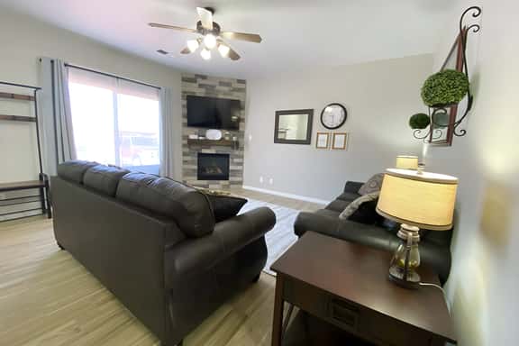 A Rustic Retreat B8 - Image 1