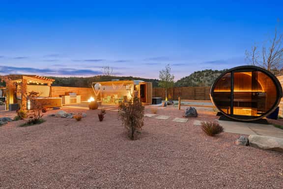 Airstream 2 - Image 1