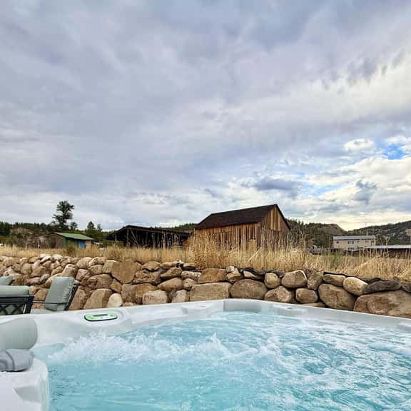 Glendale Getaway - Image 1