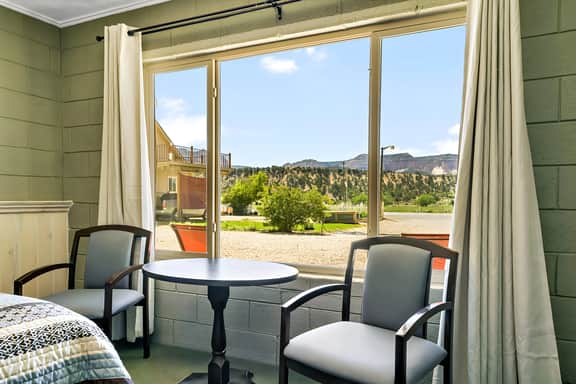 Mt. C-Ranch Room #5
