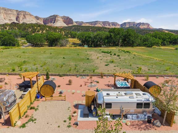 Airstream 2 - Image 4