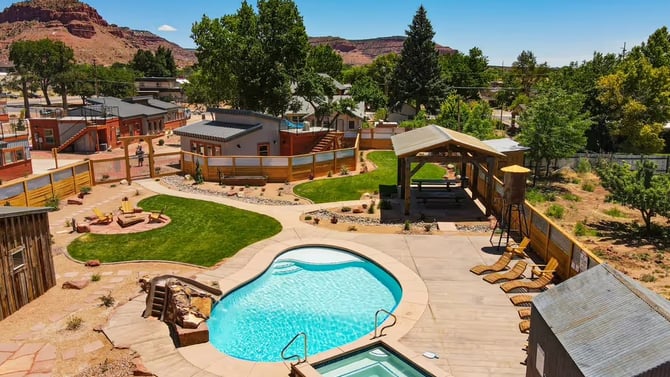 Timber and Tin Vacation Rental Resort: An Idyllic Retreat in Kanab, Utah